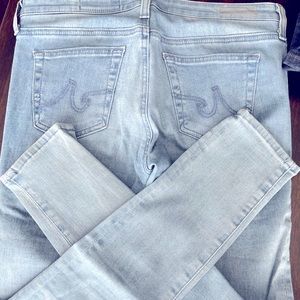 AG Women’s Skinny Jean 28R